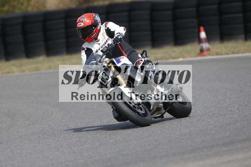 /37 09.08.2026  Pluess Motosport ADR/Einsteiger/13
